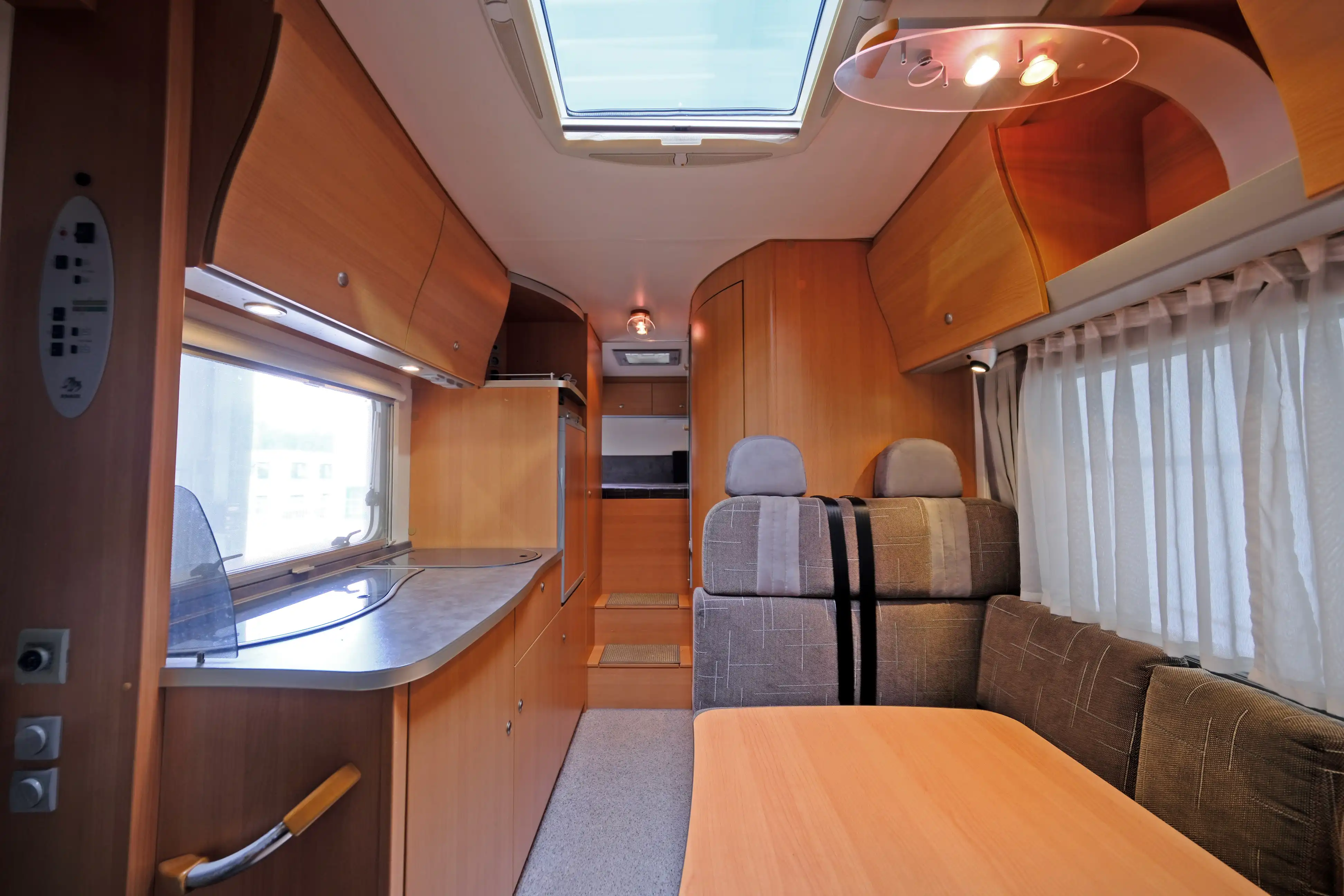 KNAUS Sun Traveller 658 LG